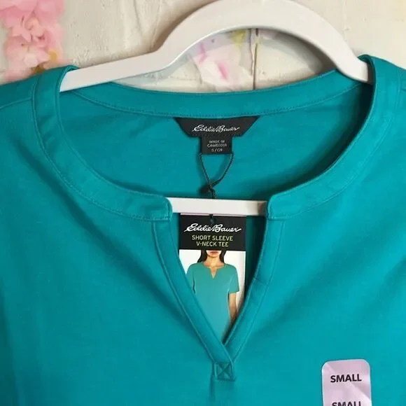 Eddie Bauer short sleeve V-neck tee. Size small brand new with tags. - Picture 4 of 12